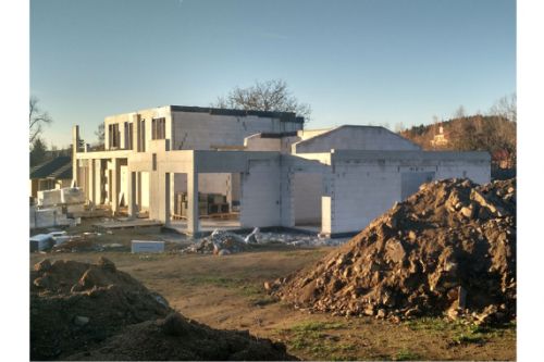 Půl roku na stavbě